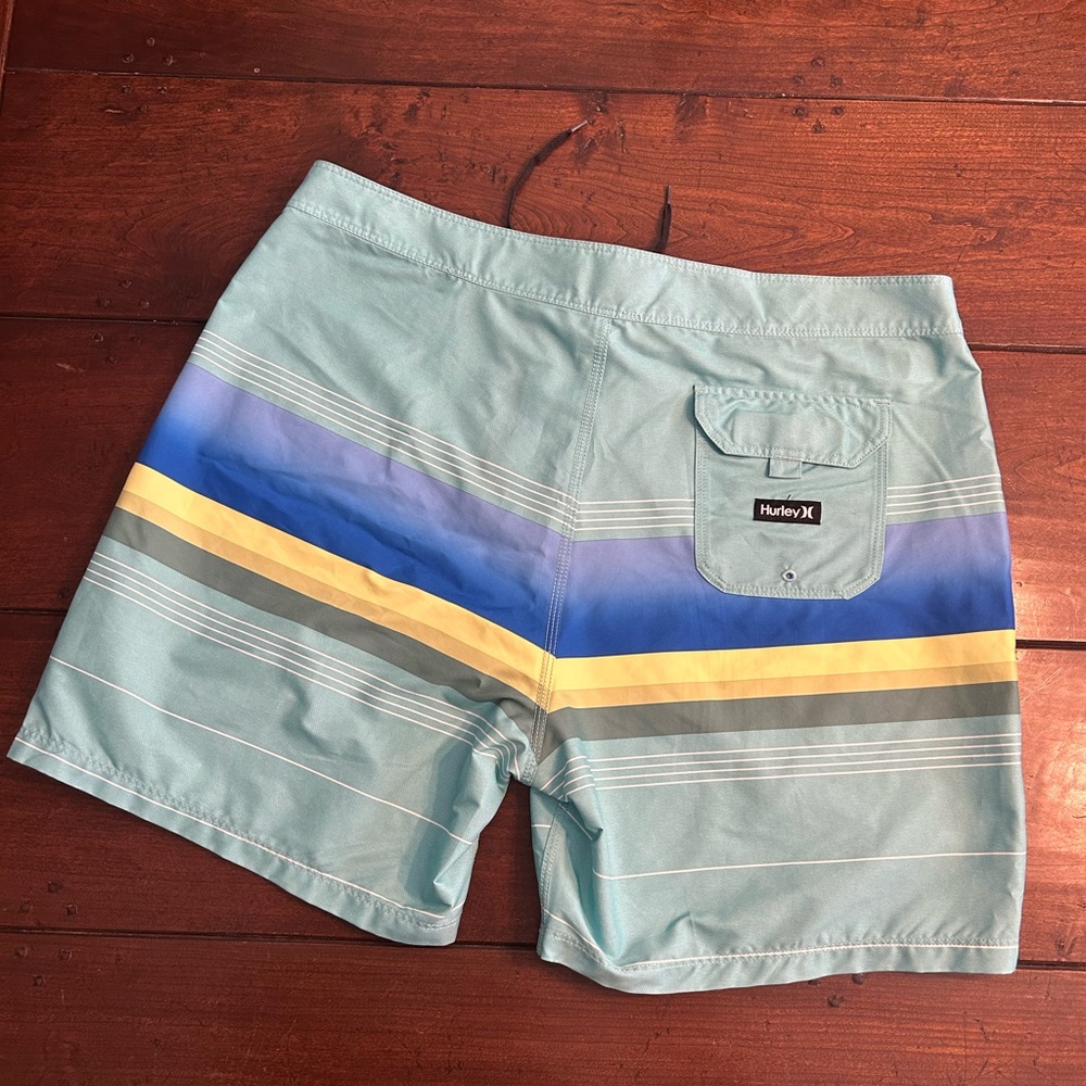Men’s Hurley board shorts. Size -36.   Excellent condition